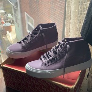 NWT lavender VANS